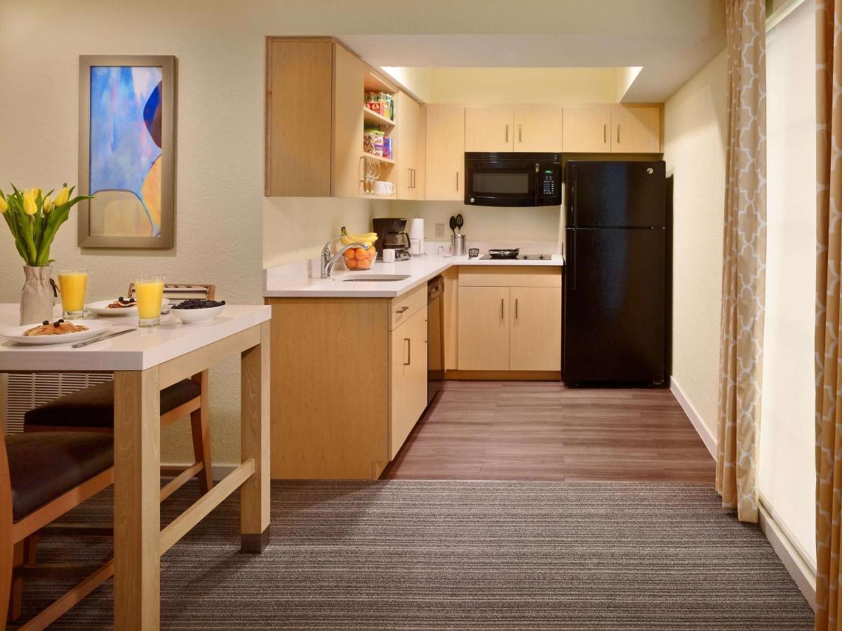 Sonesta Es Suites St. Louis Westport Maryland Heights Exterior photo